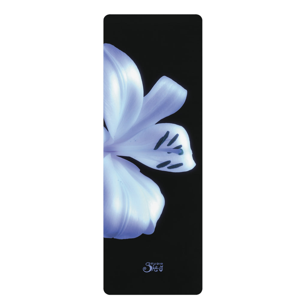 111 Blue Lily Mat